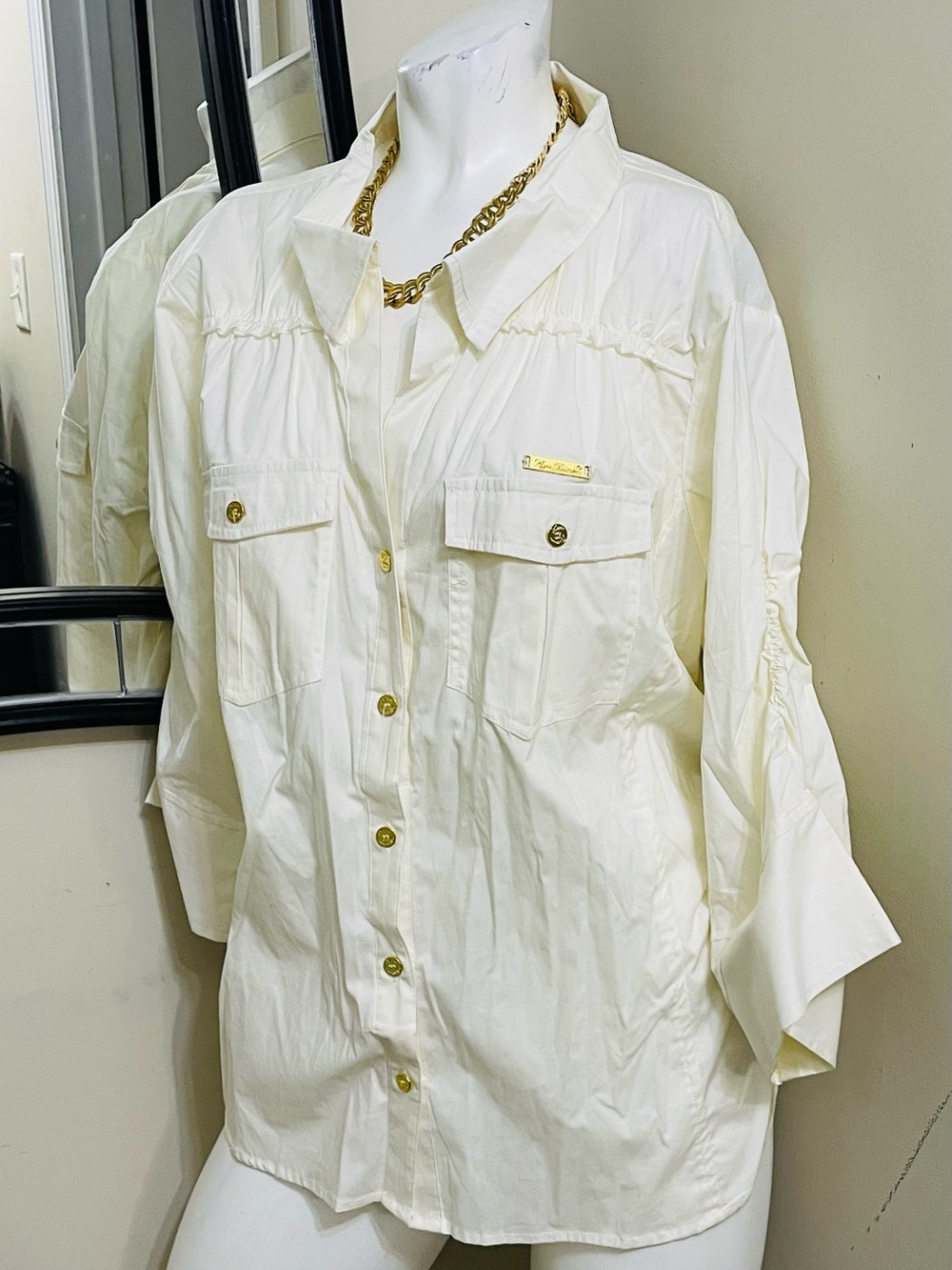 Apple Bottoms Cream Top with Gold Hardware
